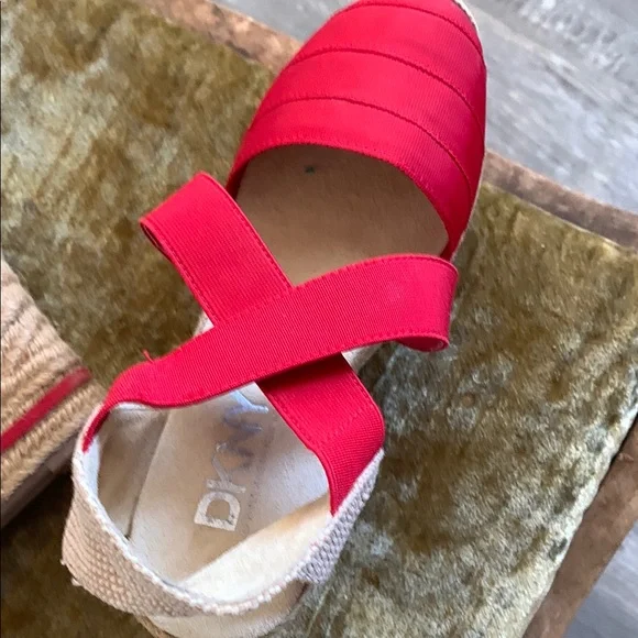 DKNY Red Espadrille Wedge Shoes - Picture 4 of 4